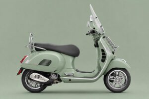 vespa-gts-300-touring-seitlich