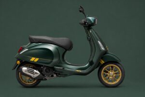 vespa-sprint-50-racing-sixties-seitlich